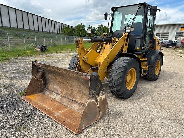 Caterpillar 908M