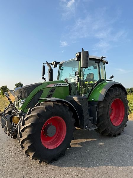 Fendt 724