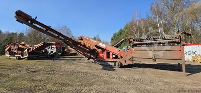 Terex Finlay 683 tracked screener