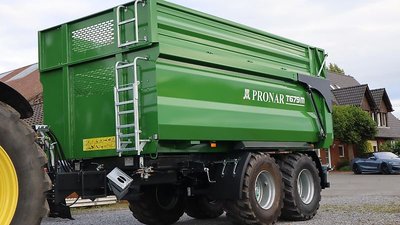 Pronar T679M Halfpipe - Muldenkipper mit Aufsätze und Bereifung 500/60R22.5--