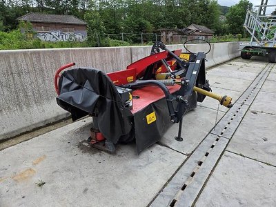 Vicon Extra 332 XF Frontmähwerk mit Förderschnecke