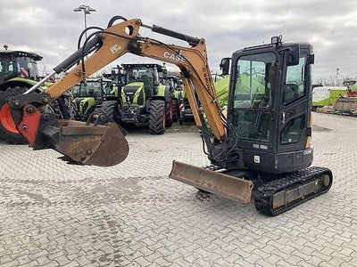Case CX 26C