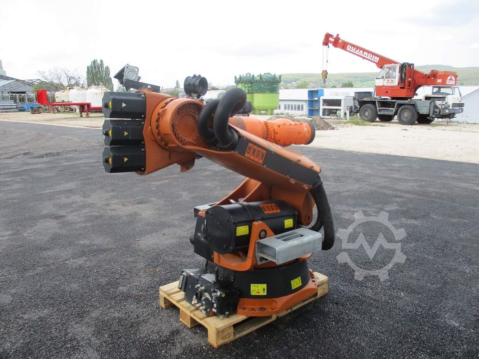 KUKA KR 210 L 180 ( 1611)