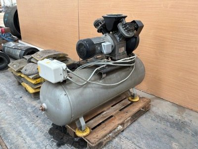Atlas Copco LT8 UV Hof-Kompressor