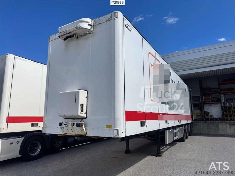 Ekeri Cabinet with full side opening. Ekeri Cabinet with full side opening. gebraucht