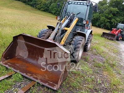 Radlader KRAMER 750 gebraucht