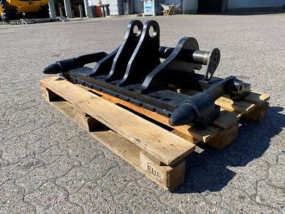 JCB JCB GERÄTEAUFNAHME MATRBRO