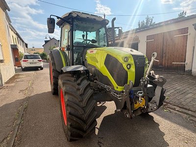 Claas AXOS 240 mit Druckluft, Fronthydraulik + Zapfwelle nur 180 Stunden