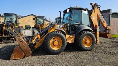 Baggerlader Case IH 695 ST gebraucht