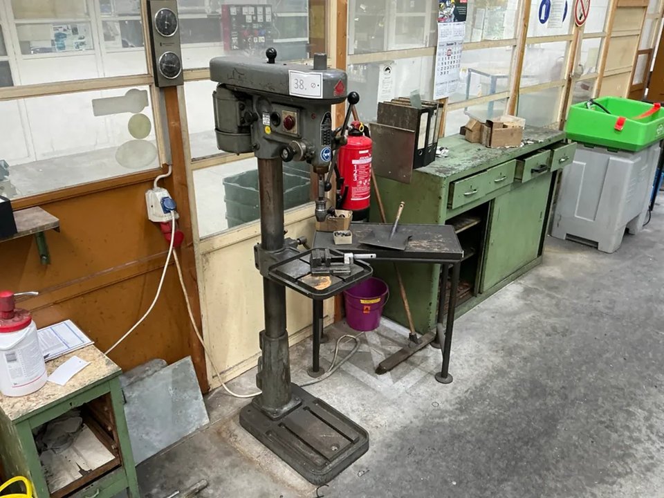 IXION - Säulenbohrmaschine