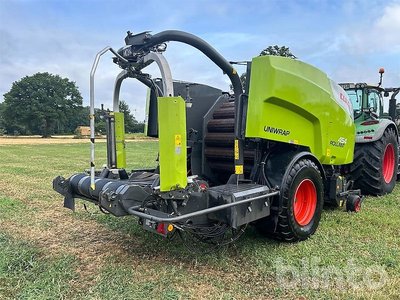 Claas ROLLANT 454 UNIWRAP