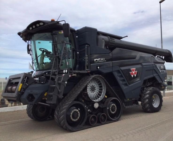 Massey Ferguson Ideal 8T