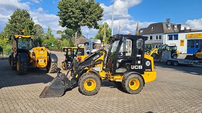 JCB 403