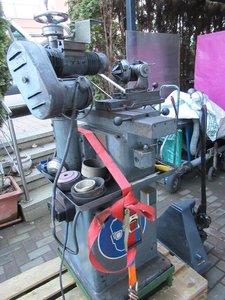 Haas Flachschleifmaschine, Werkzeugschleifmaschine mit Zubehör