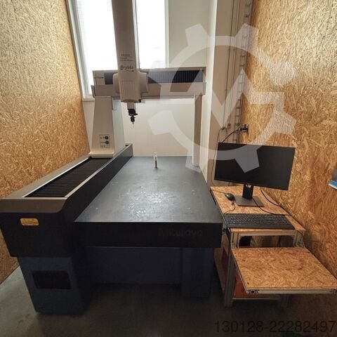 Mitutoyo Manual CMM Crysta-Plus M 7106