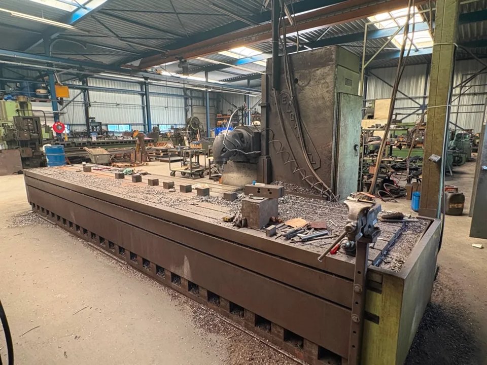 Butler Elgamill - CS10VA - Bettfräsmaschine