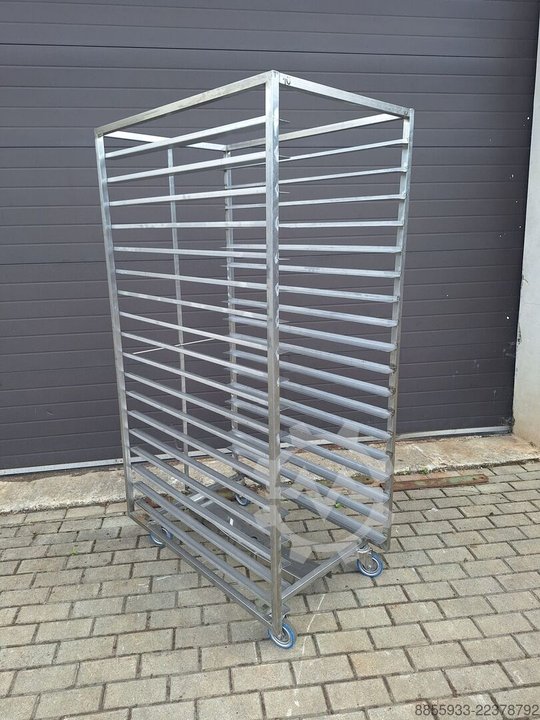  Bäckereiwagen mit Auffahrrampe