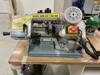 1999 Huvema HM 100 BM Metall-Horizontalbandsäge