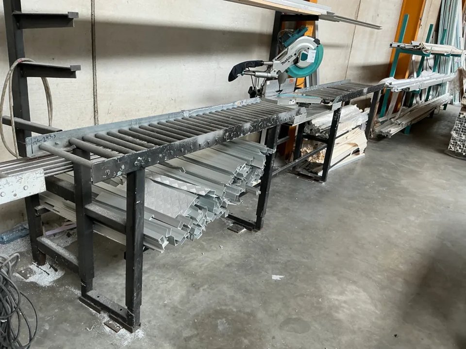 2017 Makita LS1216FL Querschnittkreissäge
