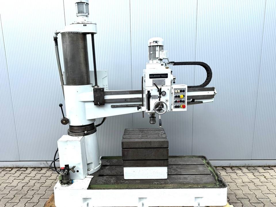 Alzmetall AB 30 / R-1400 Radialbohrmaschine