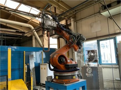 KUKA KR 210-2 2000
