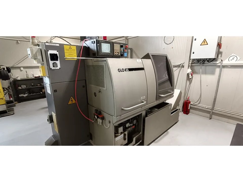 GILDEMEISTER - GLD 25 - CNC Langdrehautomaten - 2001
