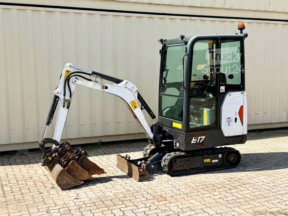Minibagger BOBCAT E17 / 2023 BJ / 5 x Löffel / 898 H gebraucht