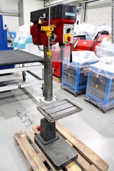 Column-Type Drilling Machines MAXION BS 20