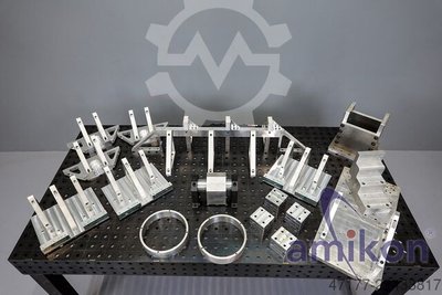 Universal Shaker-Zubehörsatz mit Spannvorrichtungen