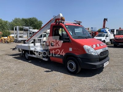 Transporter mit Koffer Iveco Daily Multitel 160 ALU DS - 16m gebraucht