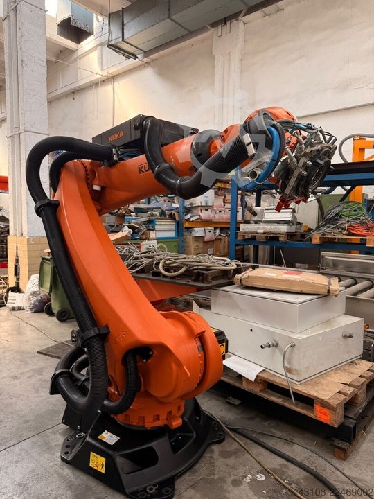 KUKA KR 210 R3100 ultra