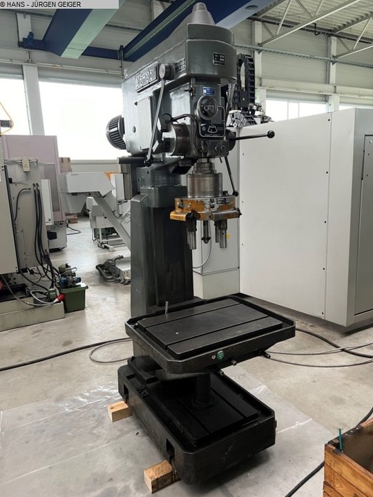 Typ kolumny Wiertarki ALZMETALL AB 5 / S