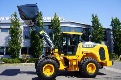 Knicklader Hyundai HL940A articulated loader / year 2021 / gebraucht
