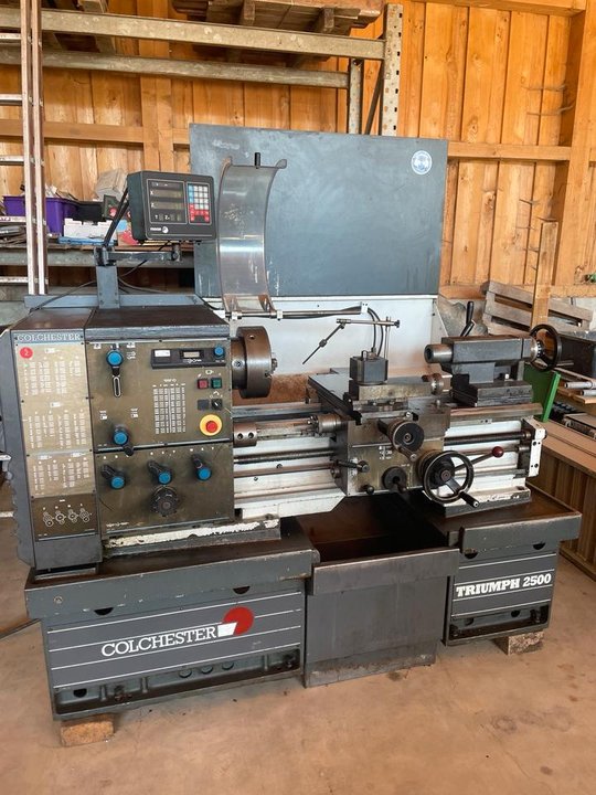 Colchester Triumph 2500 Drehmaschine, Drehbank