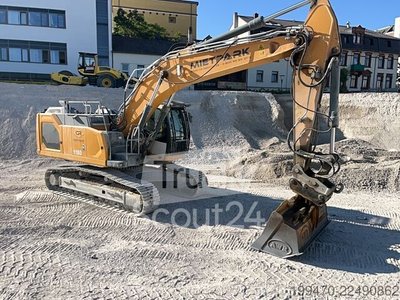 Kettenbagger Liebherr R 930 NLC gebraucht