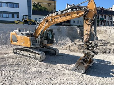 Liebherr R 930 NLC