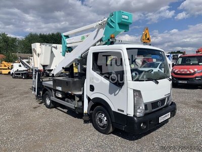 Transporter mit Koffer Nissan Cabstar Comet New Eurosky 18/2/7.5 HQ - gebraucht