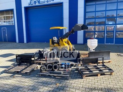 Mini-Radlader inkl. großem Zubehörpaket Berger Kraus BK360SW Mini-Radlader Briggs & Stratton Ausstellungsmaschine