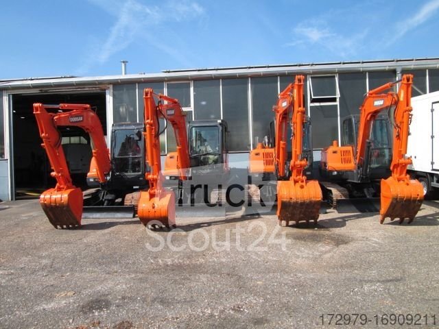 Kettenbagger DOOSAN DX60*38 KW*YANMAR MOTOR* gebraucht