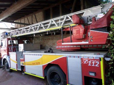 Spezial-LKW MAGIRUS DEUTZ Feuerwehr Drehleiter Magirus DLK 23/12    1 hand gebraucht