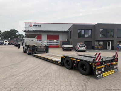 Tieflader-Sattelauflieger DOLL Panther 2-Achs Tiefbett Teleskop hydr. Zwangslen gebraucht