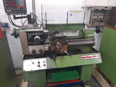 Drehmaschine Harrison M250 mit Digitalanzeige
