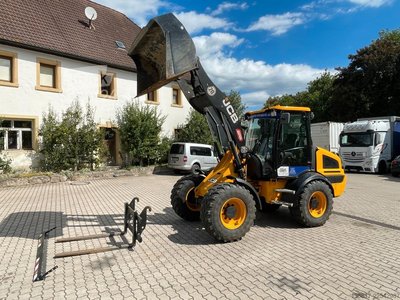 Radlader JCB 409SV Stage V nur 450h! Ladeschaufel u. Gabel gebraucht