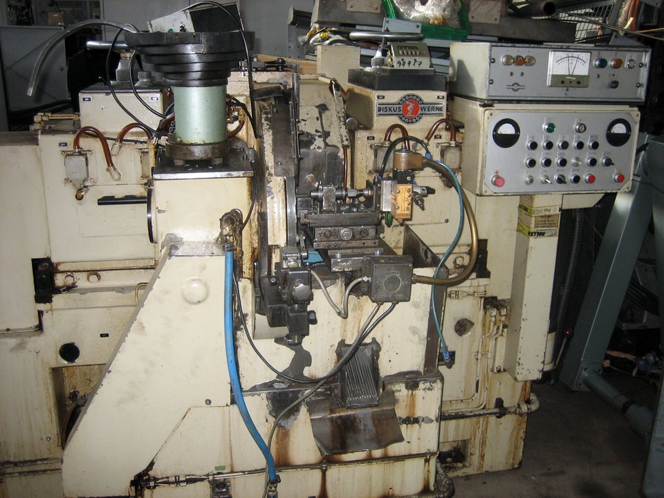 Automatic Face Grinders For Circular Workpieces DISKUS DD 300 So