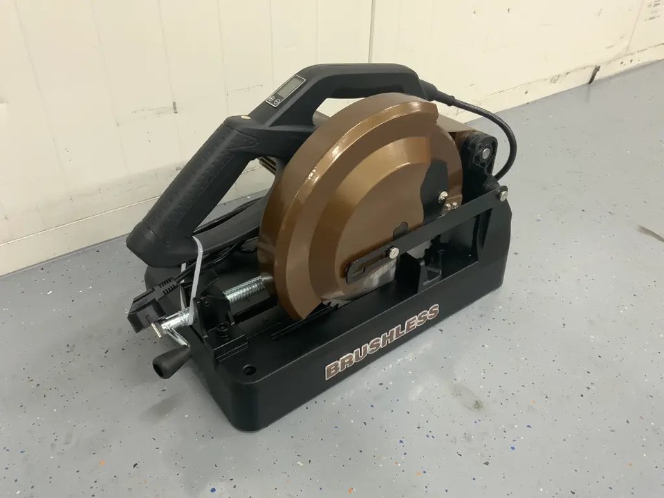 Ultra Force Equipment - DC955 - Metall aus Kreissägemaschinen