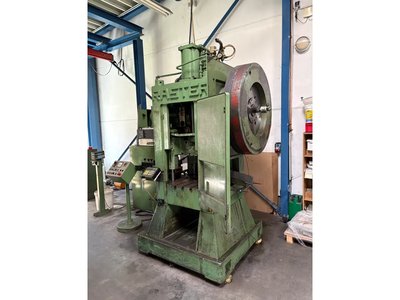 RASTER 60 NL-4 S Stanzautomat