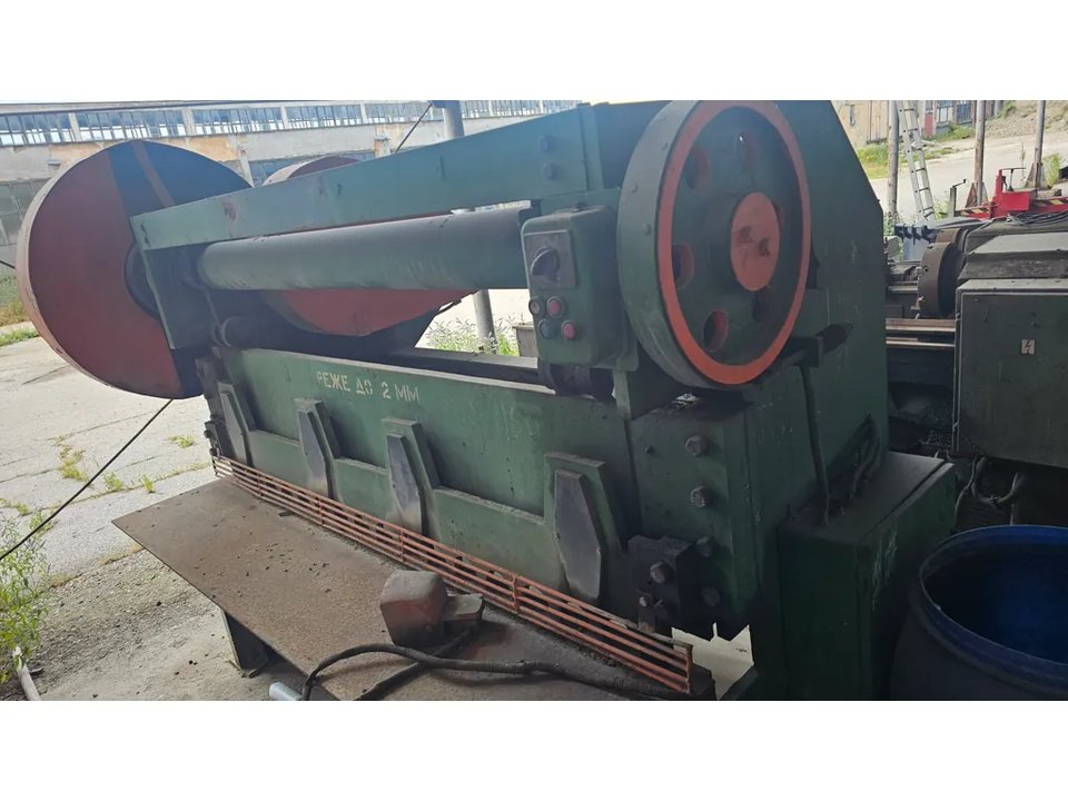 Mechanische Guillotine-Blechscherung
