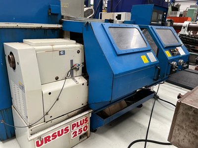 CMT URSUS - 1996 - URSUS PLUS 250 - Lehrmaschine