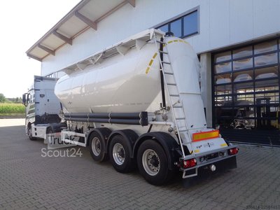 Siloauflieger SPITZER SF 2734/2P Silo 34.000 L 2 Kammern Liftachse gebraucht