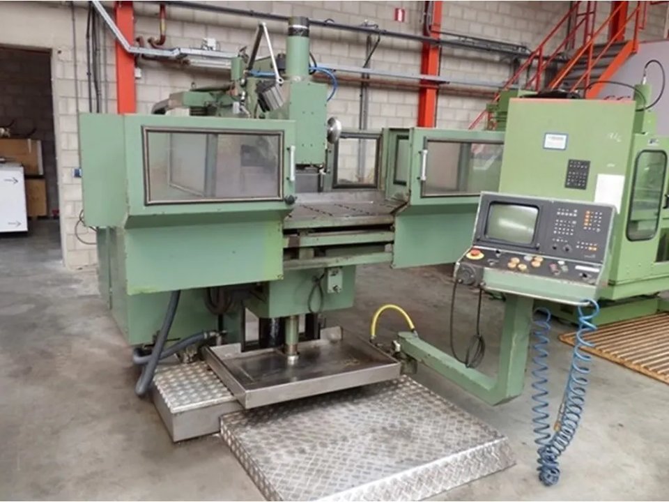 TOS - FGS 40/50 CNC - фрезерний верстат з ЧПУ